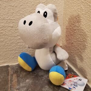 Plush - Yoshi White, 8-inch (NEW) - Super Mario - Nintendo